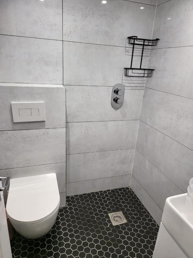Fancy Basement Flat B Apartment London Luaran gambar