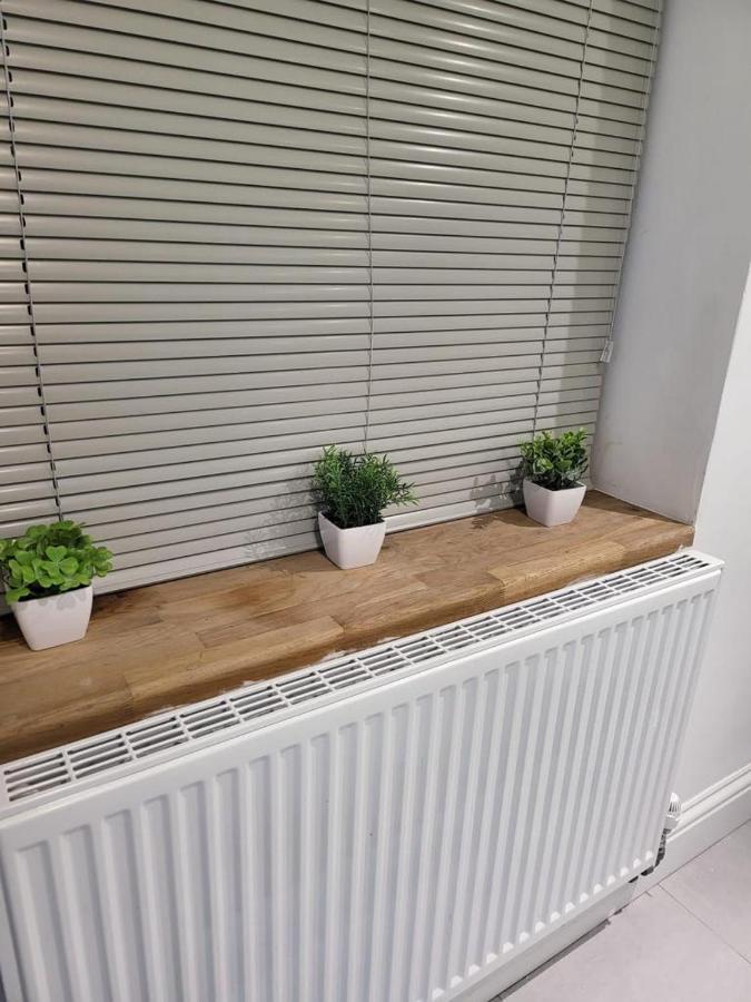 Fancy Basement Flat B Apartment London Luaran gambar