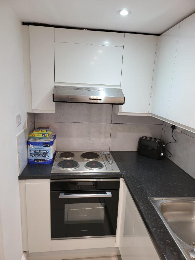 Fancy Basement Flat B Apartment London Luaran gambar