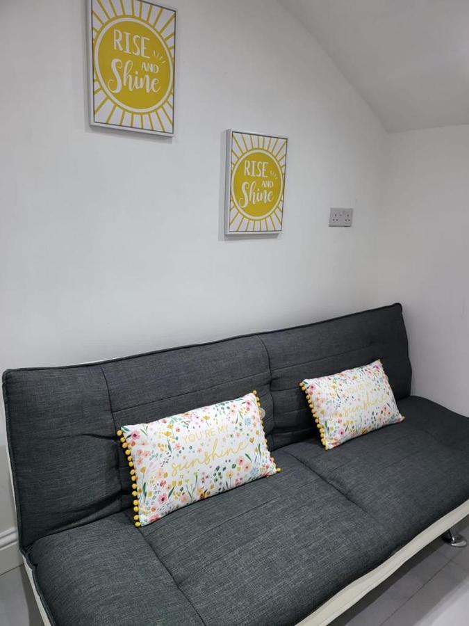 Fancy Basement Flat B Apartment London Luaran gambar