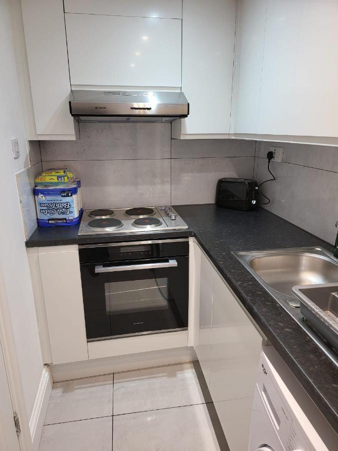 Fancy Basement Flat B Apartment London Luaran gambar